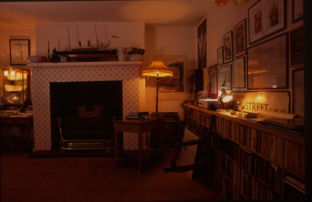 19910205 14 EARL'S COURT SQUARE STUDIO 05.jpg